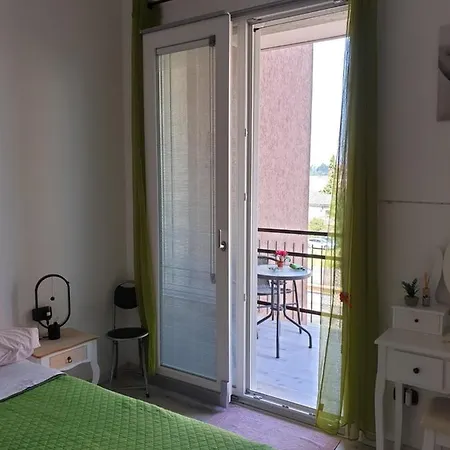 Apartment Romeo